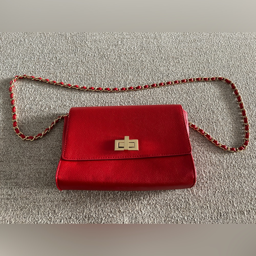 Forever 21 Crossbody Faux Leather Red Bag with Chain strap - never used